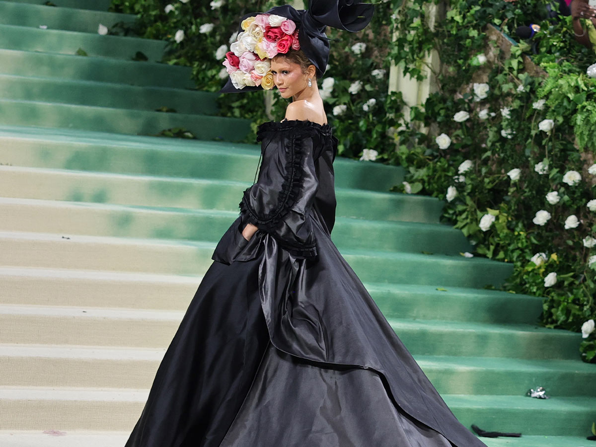 Dresses with Puff Sleeves