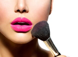 What Not To Do With Your Date Make Up