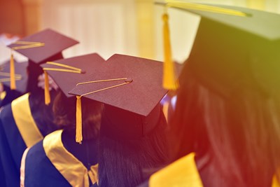 How to Find Scholarships for Grad School