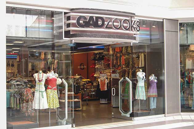 Iconic Stores You Grew Up With That Are No Longer Around