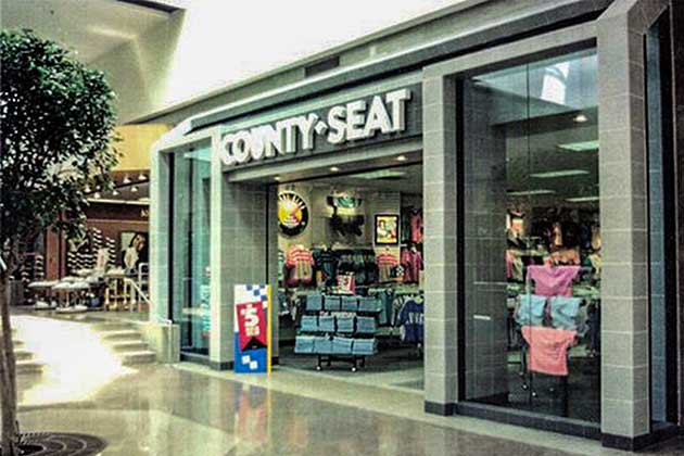 Iconic Stores You Grew Up With That Are No Longer Around