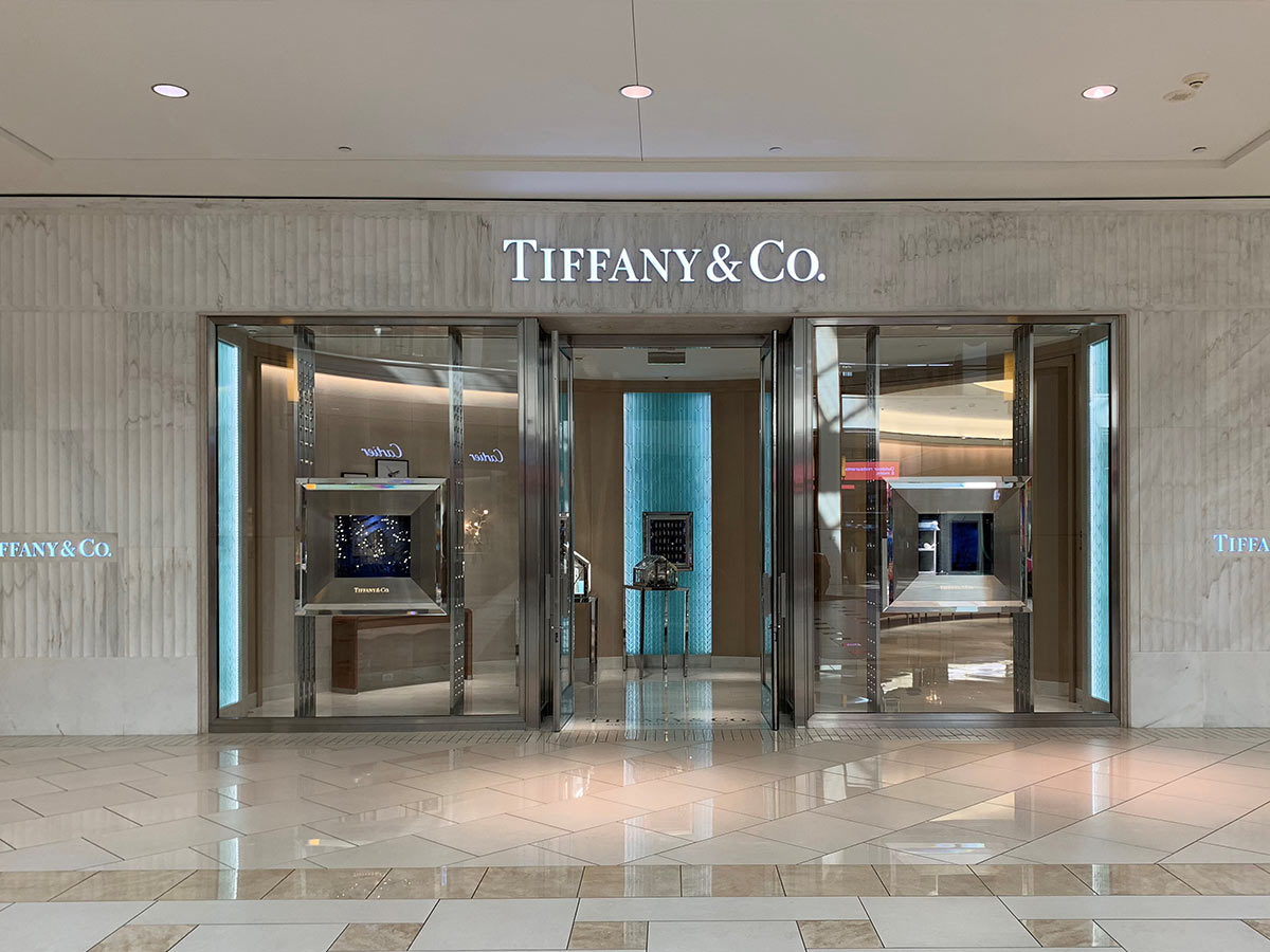 Tiffany (LVMH): Committed