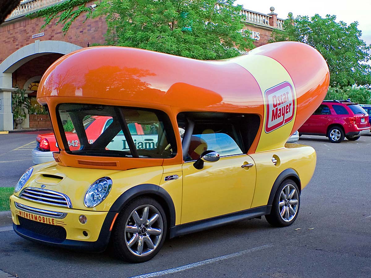 Wienermobile todos los Coches Salchicha Oscar Mayer que han existido 2008 mini