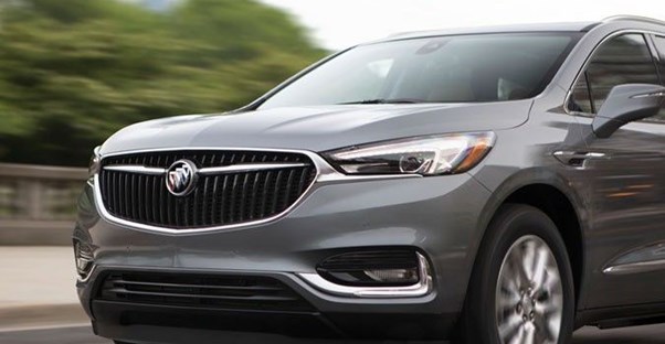 The 2020 Buick Envision driving