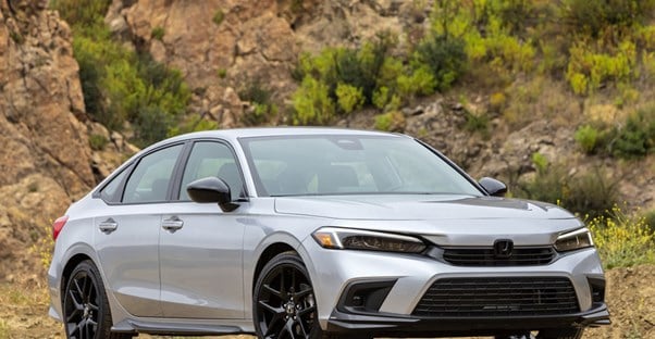 5 Reasons You Should Buy Honda Over Toyota main image