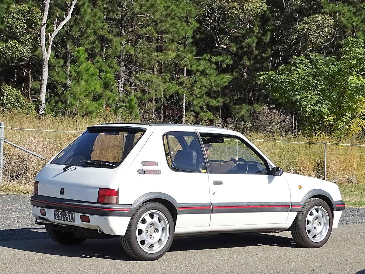 Peugeot 205 GTi