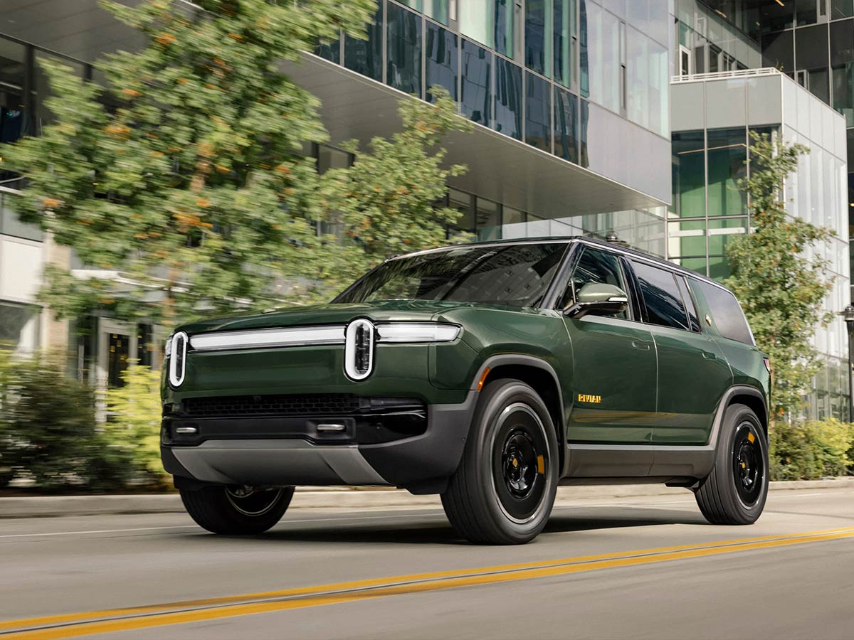 2. 2025 Rivian R1S (Tri/Quad) – 2.8 seconds