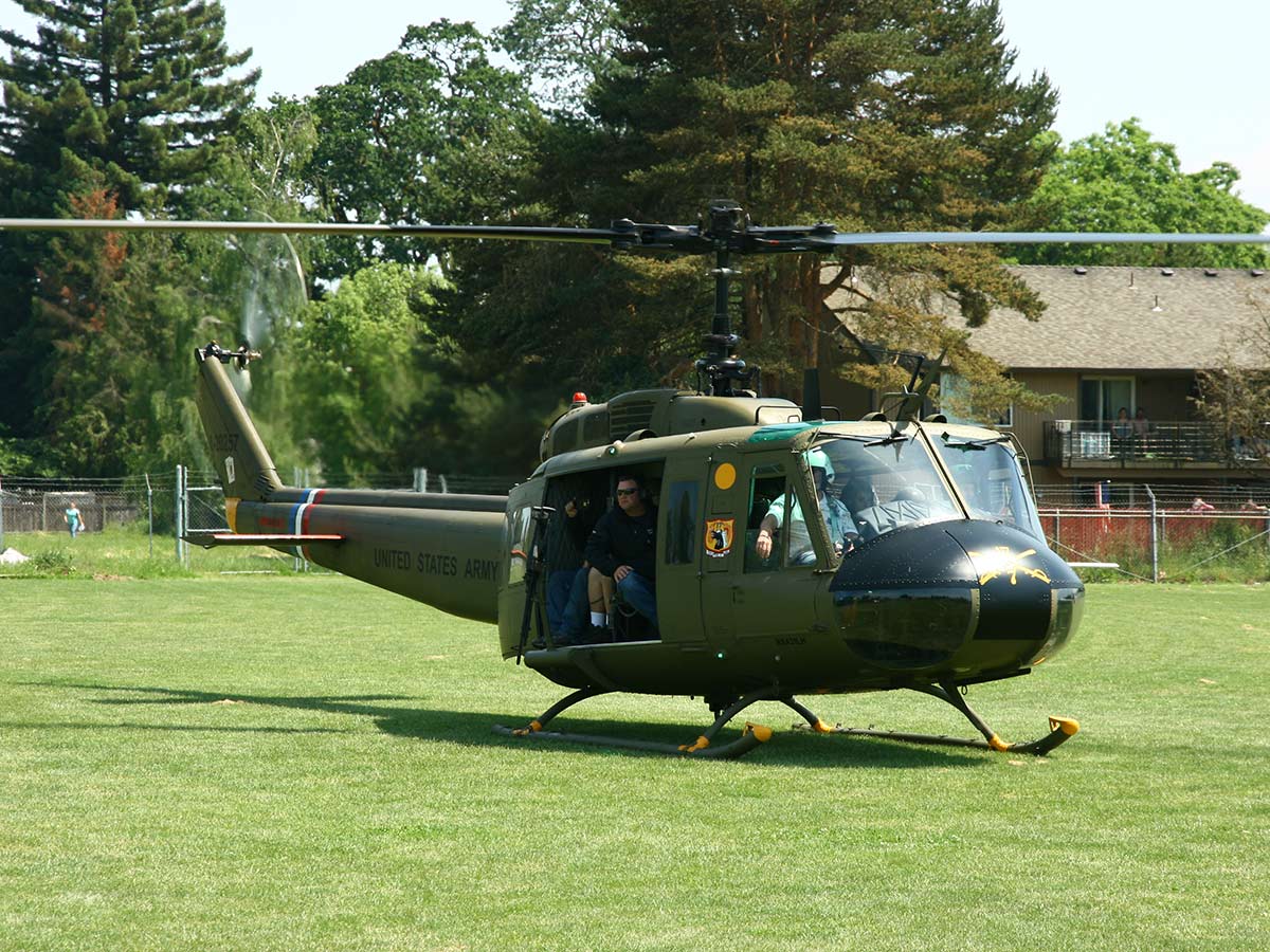 Bell UH-1 Iroquois (Huey)
