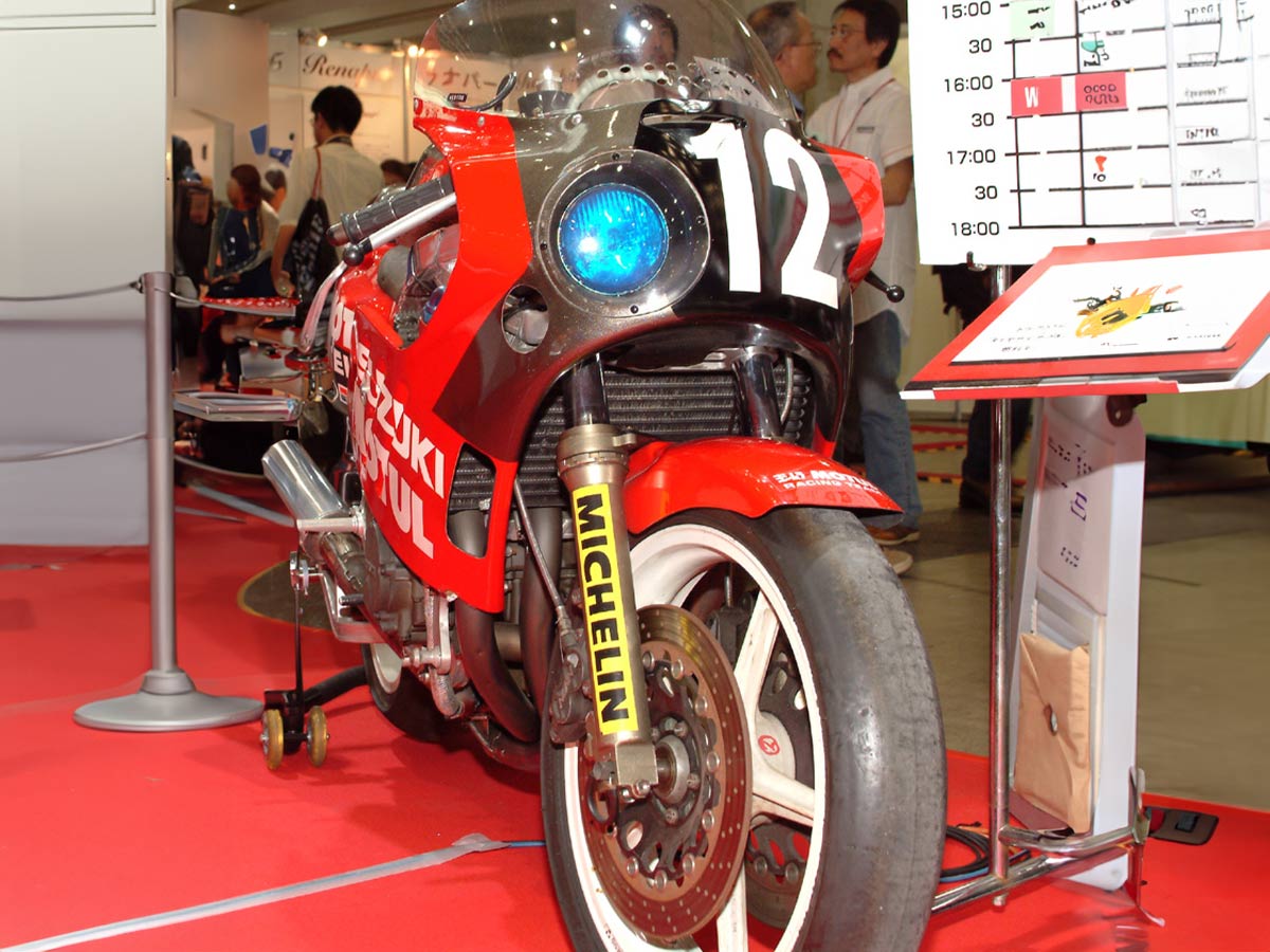 1986 Suzuki GSX-R750