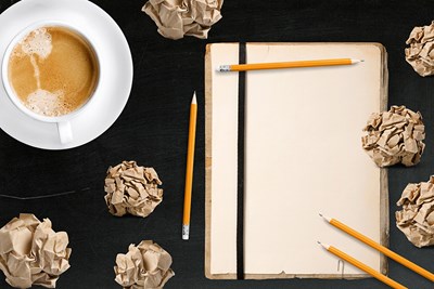 Pros and Cons of Being a Copywriter