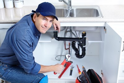 Pros and Cons of Being a Plumber