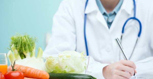 a doctor planning an irritable bowel syndrome diet