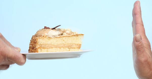 cake is one of the foods that diabetic people should avoid