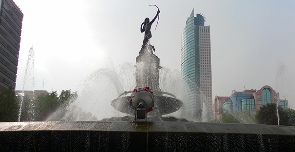 The Huntress Diana Fountain is located in a roundabout in Colonia Cuauhtemoc.