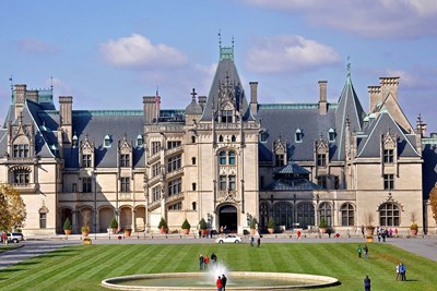 10 Most Breathtaking Wedding Venues Around the World