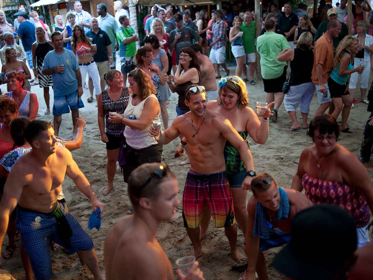 Flesh and booze: Wildest spring break spots