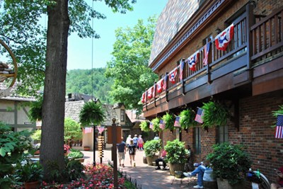 Things to Do in Gatlinburg, Tennessee: Forge Your Mountain Adventure