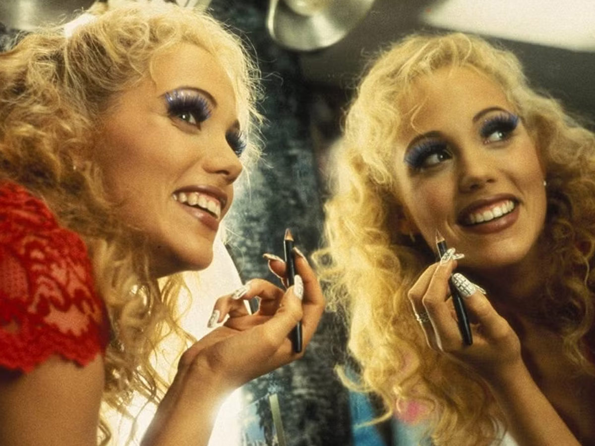 Elizabeth Berkley – Showgirls