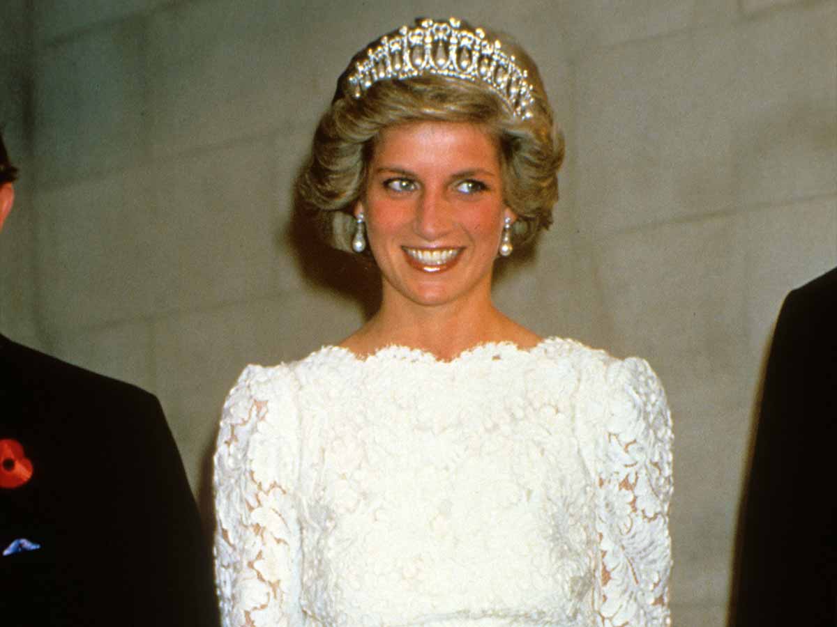 25 Strict Rules the Royal Family Follows