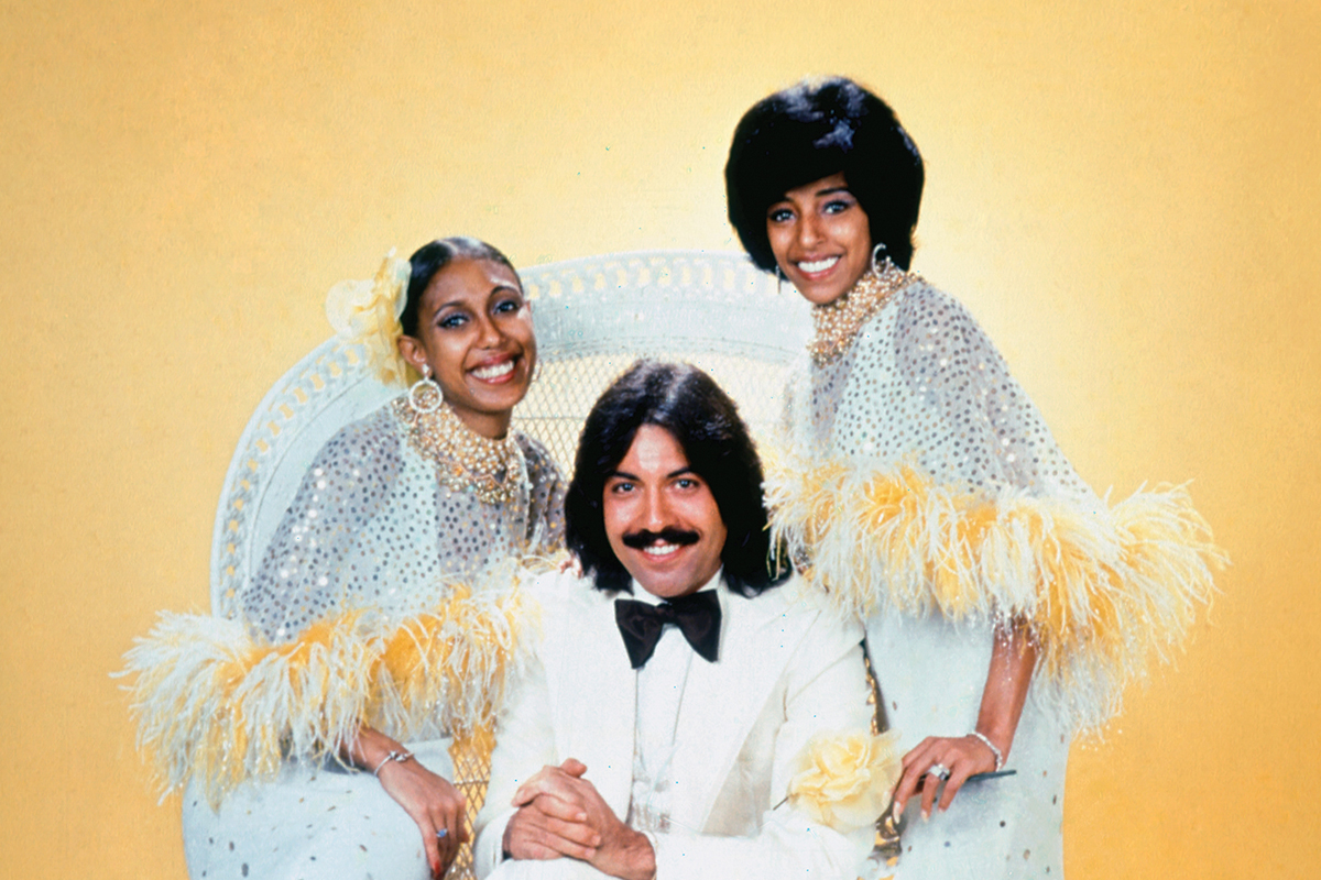 Tony orlando. Tony Orlando & Dawn. Tony Orlando & Dawn - Tie a Yellow ribbon. Обложка альбома Tony Orlando & Dawn-Tie a Yellow ribbon. Bee Gees and Michael Jackson.