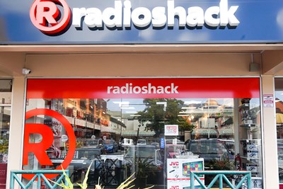 Every Teen Loved These Mall Chains That No Longer Exist