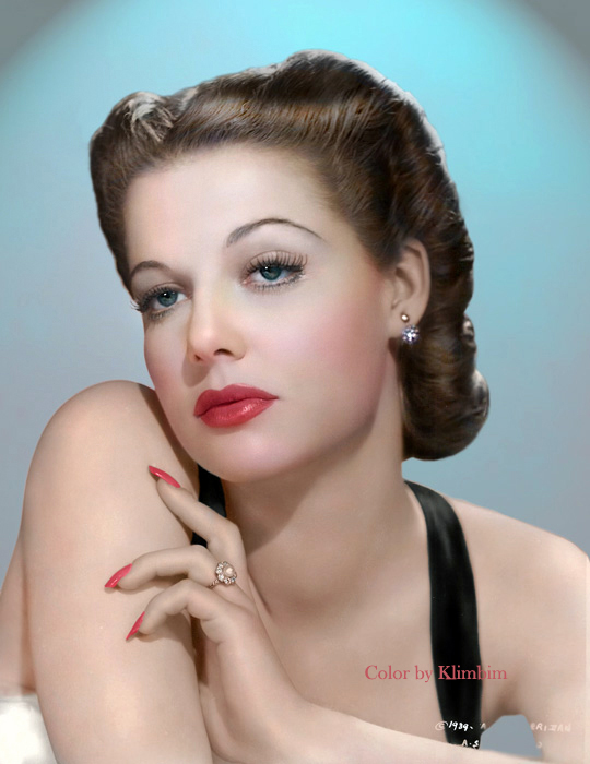 20 Wildly Popular 1950s Pin Up Models — Classic Critics Corner - Vintage  Fashion Inspiration including 1940s Fashion, 1950s Fashion and Old  Hollywood Glam icons like Grace Kelly, Audrey Hepburn and Marilyn Monroe.