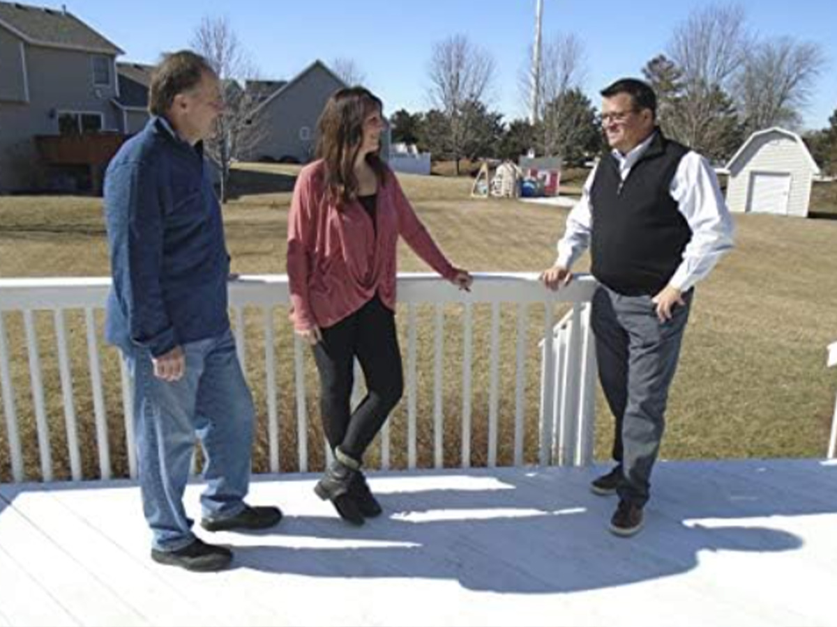 House Hunters is Fake