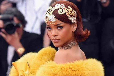 30 Red Carpet Outfits that Broke the Internet