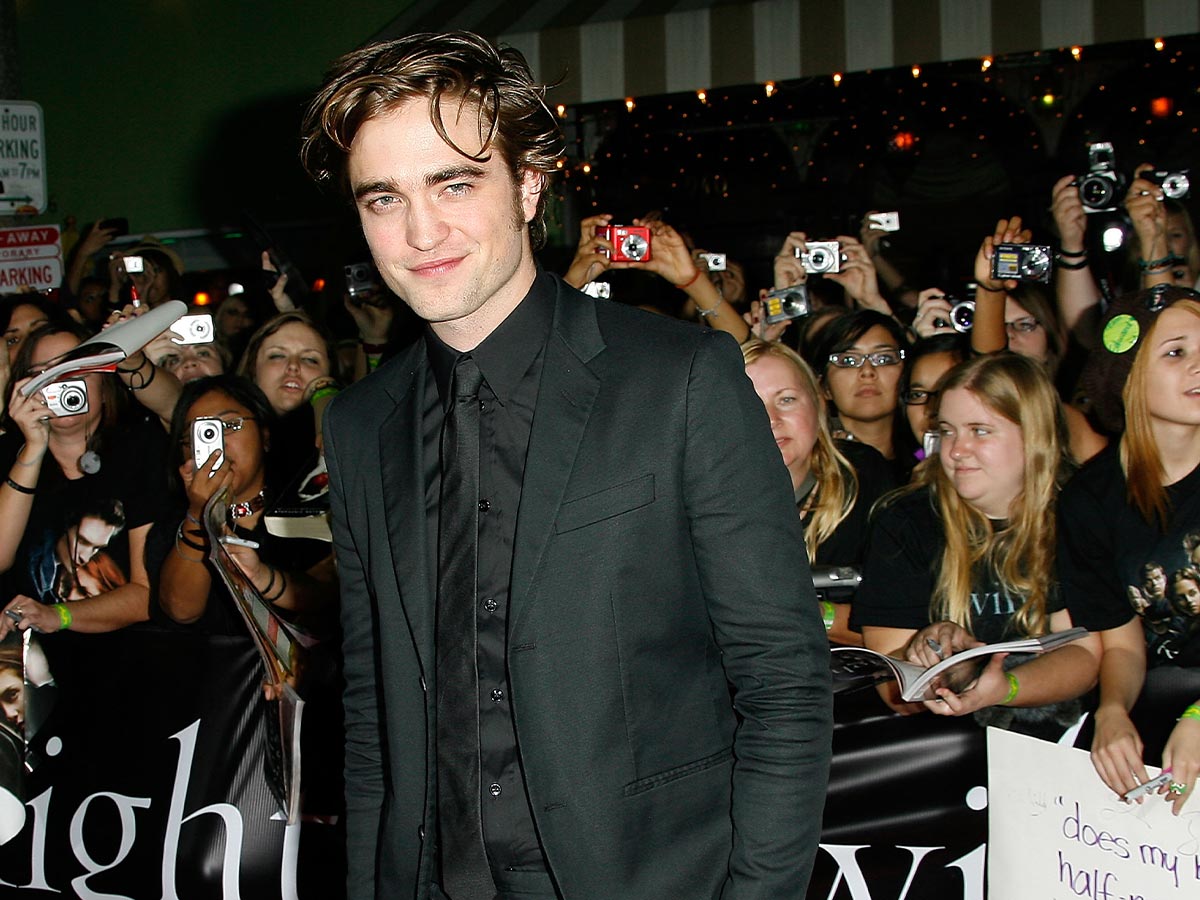 Robert Pattinson Didn’t Have a Driver’s License