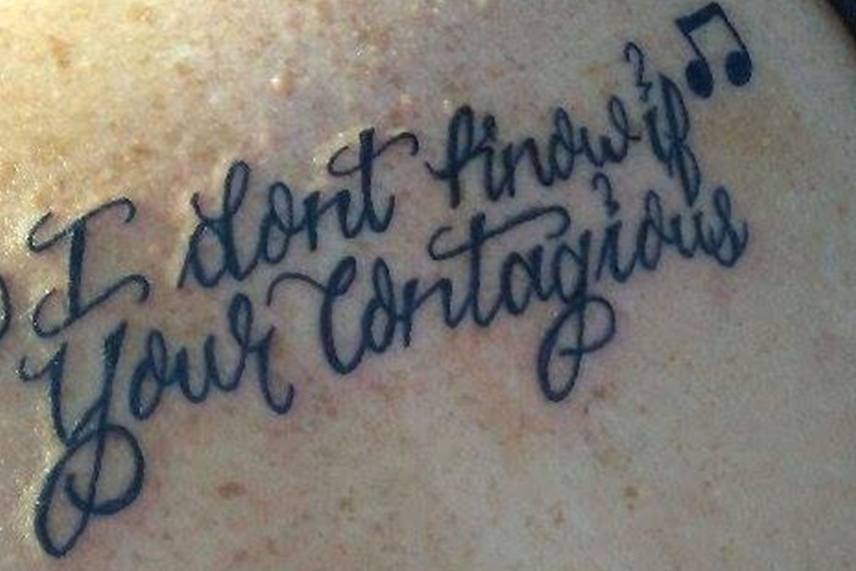 TATTOO FAILS: 'NO REGERTS' - Things&Ink
