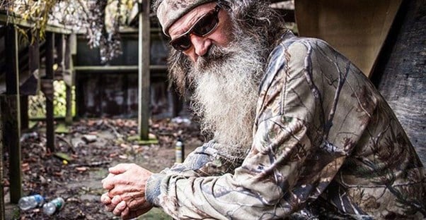 Things That Went On Behind the Scenes of Duck Dynasty main image