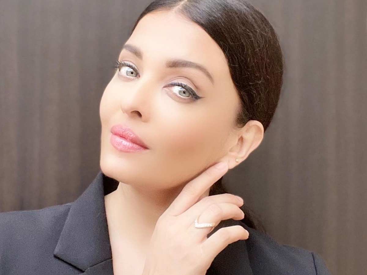 Bollywood Actresses' Most Expensive And Beautiful Engagement Rings -  Woman's era