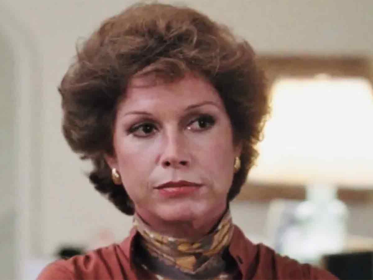 Beth Jarrett (Ordinary People)