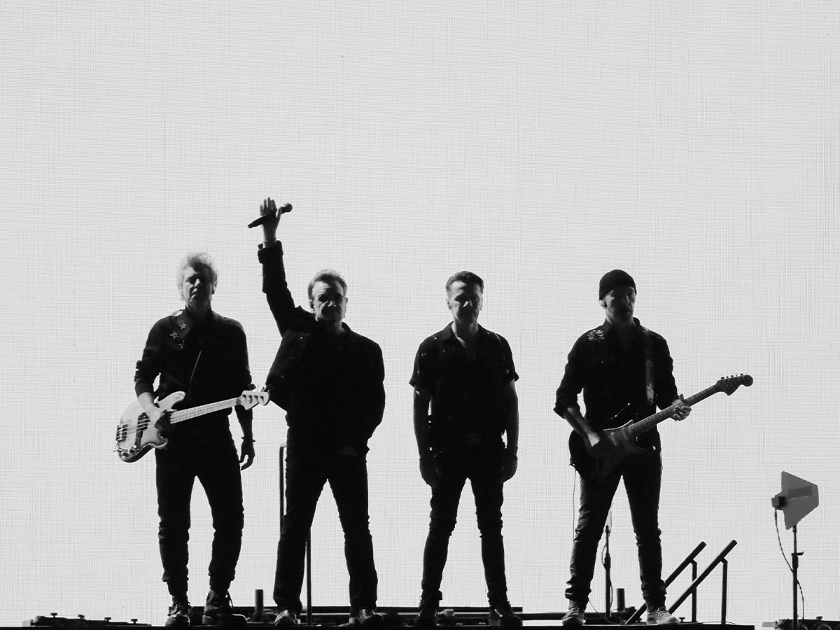 U2