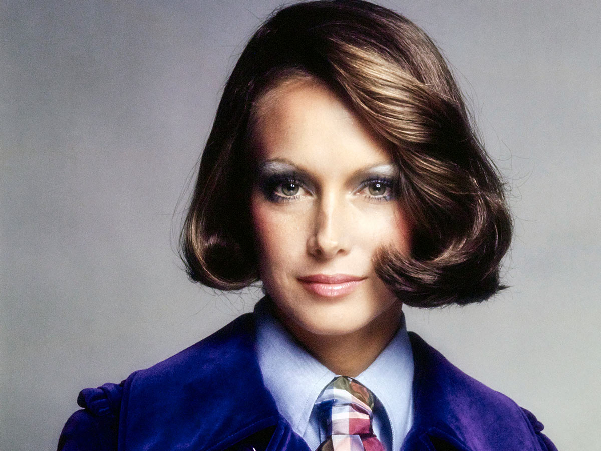 Natural Makeup with Shimmery Eyeshadow