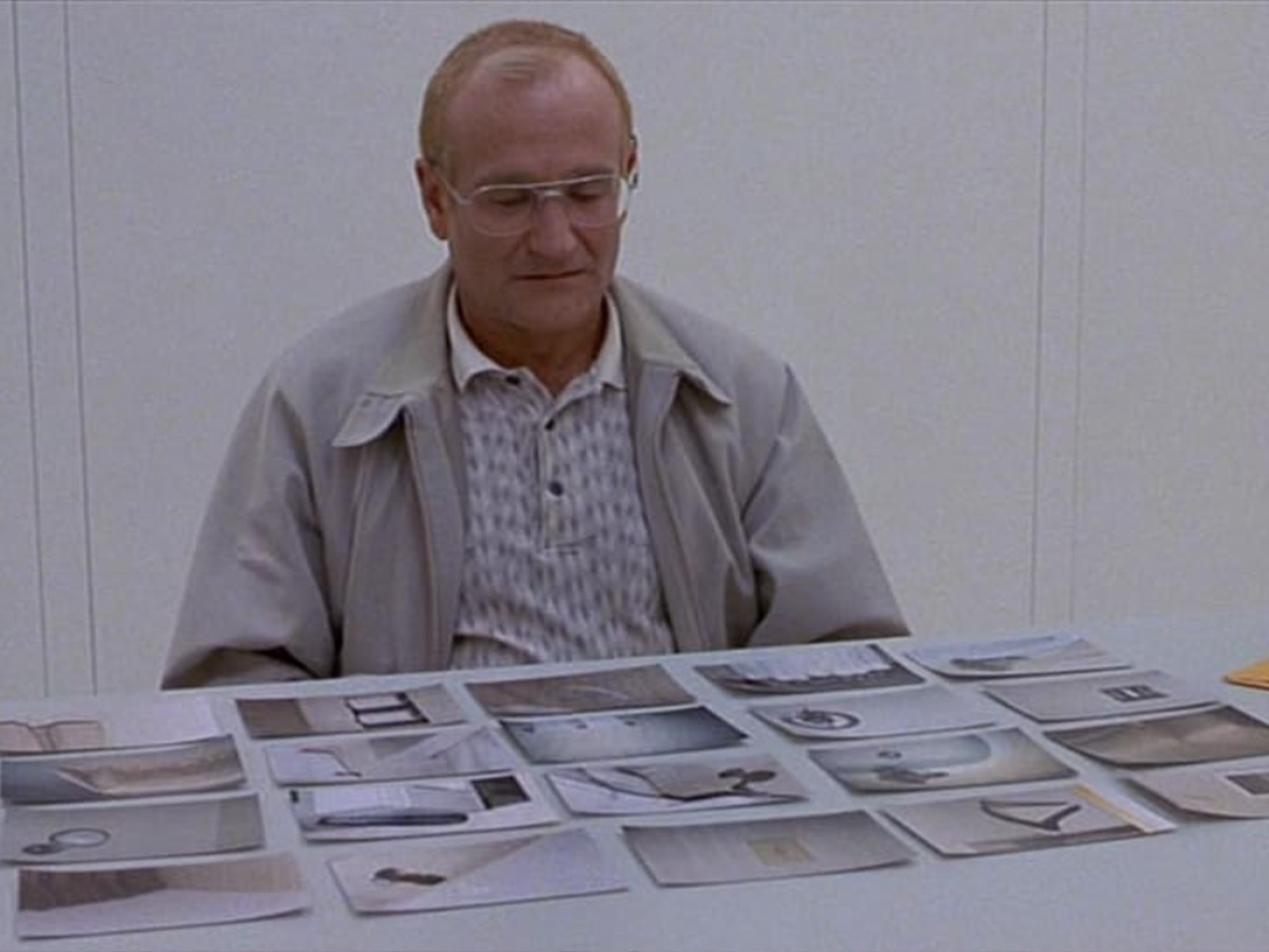 7. One Hour Photo (2002)