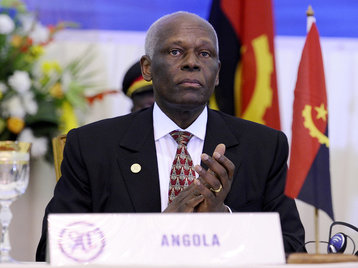 José Eduardo dos Santos (Angola) - $25.8 billion