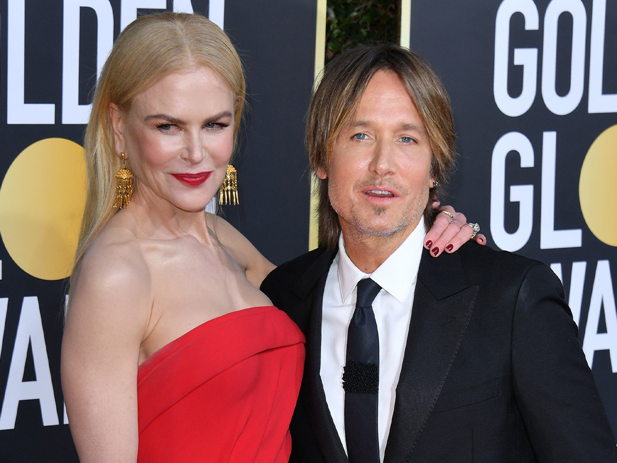 Spreading Controversy