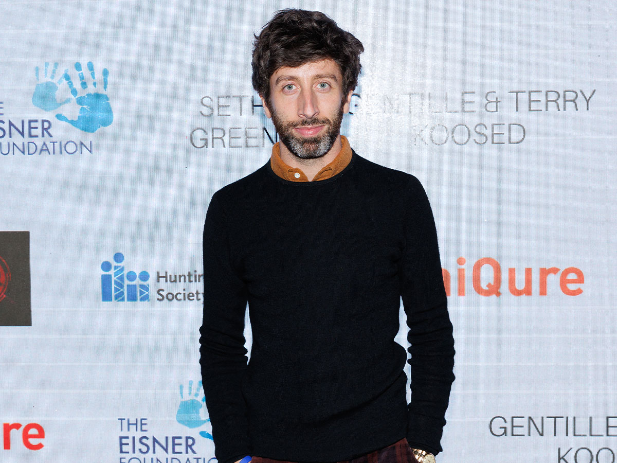 Simon Helberg / Howard Wolowitz: Now