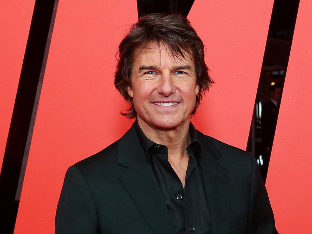 Tom Cruise has an Asymmetrical Face