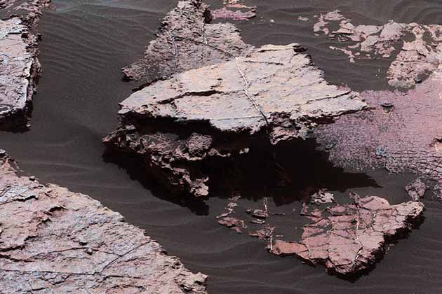 Ancient Drying in Martian Rock?