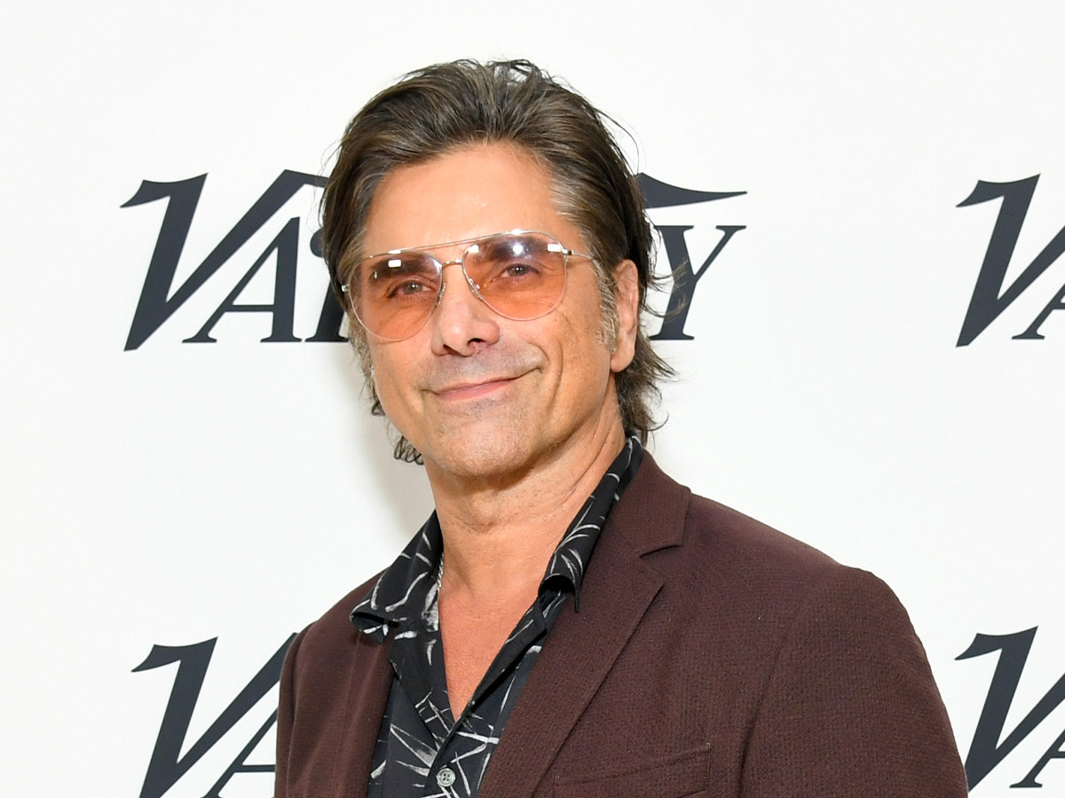 John Stamos (60)