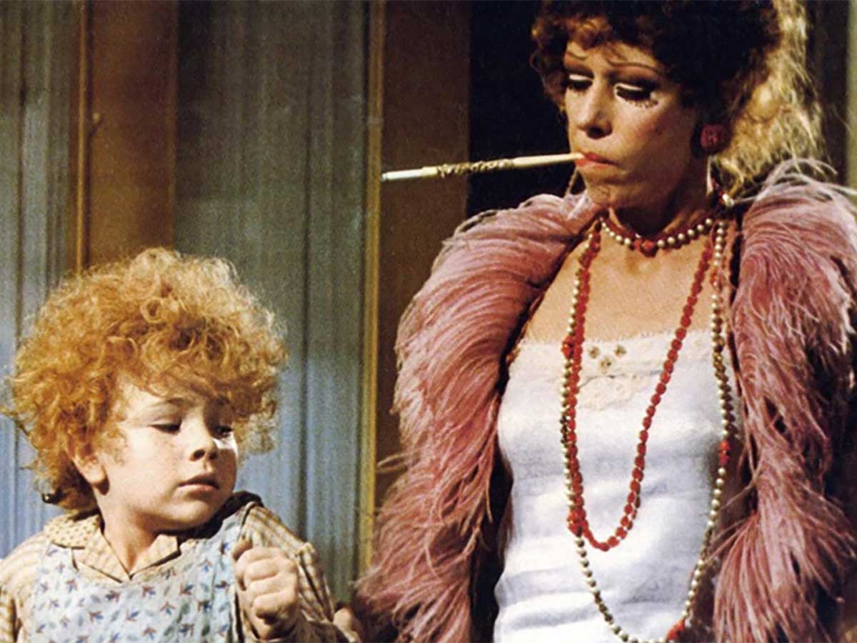 Miss Hannigan (Annie)