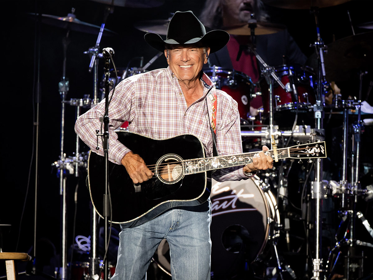George Strait - 110,905