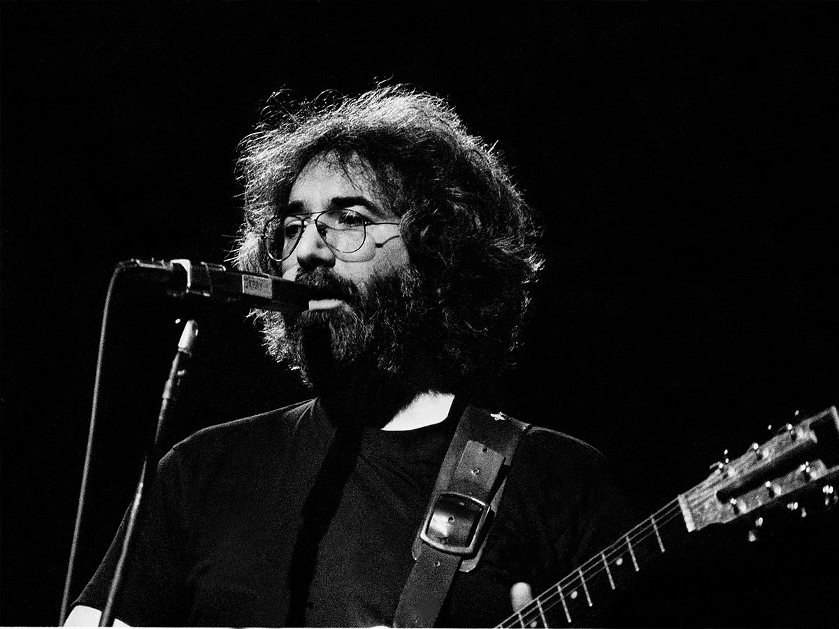 The Grateful Dead - 107,019