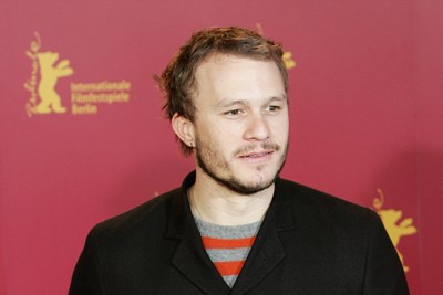 stars who died in freak accidents