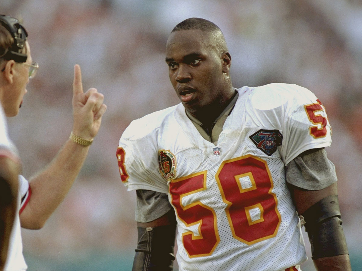 Kansas City Chiefs – Derrick Thomas (LB)