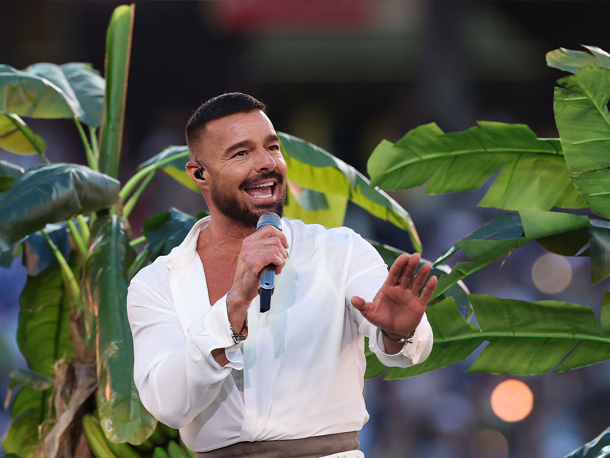 Ricky Martin – Special Guest