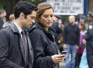 17 Signs You're Addicted to Law & Order: SVU 