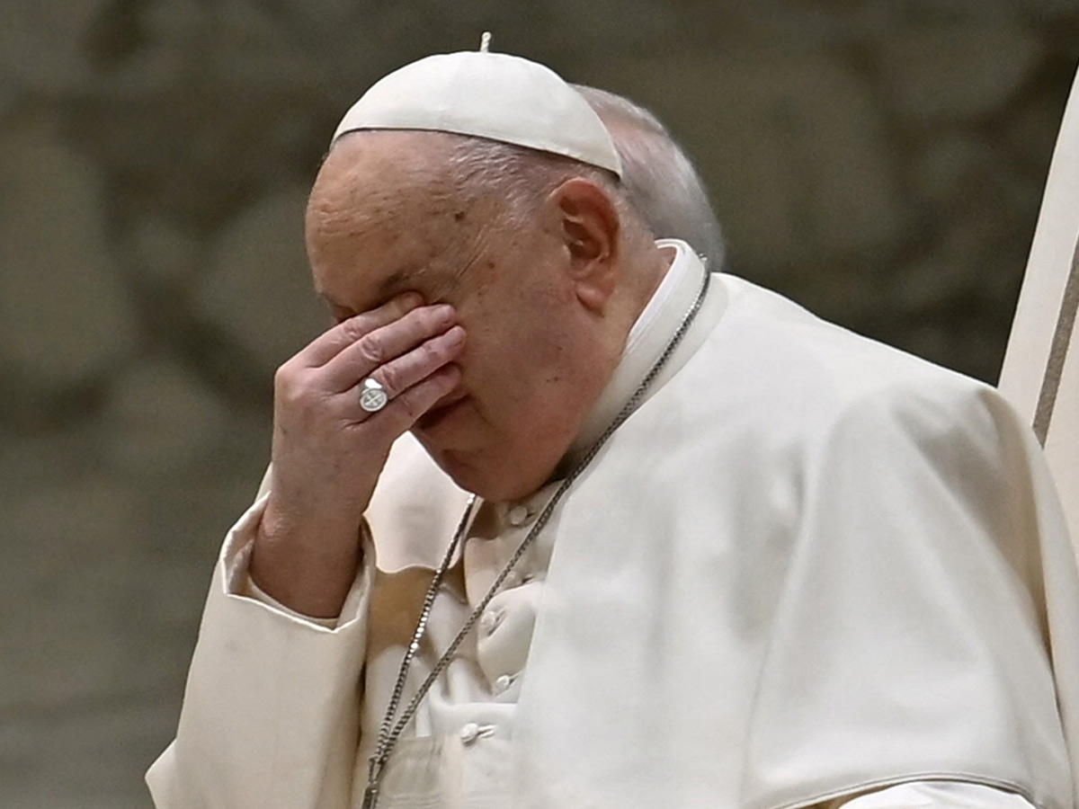 He's so dope that he (possibly) nods off in public.